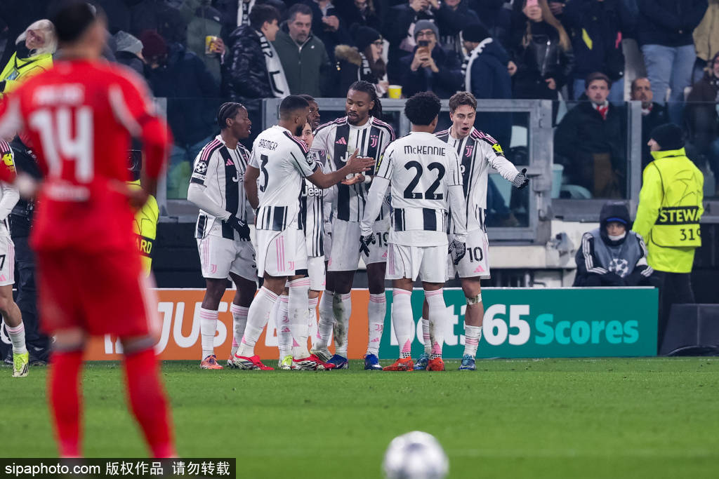 尤文图斯客场崩盘：2-5不敌加拉塔萨雷，历史上第四支首回合至少丢5球的意大利球队